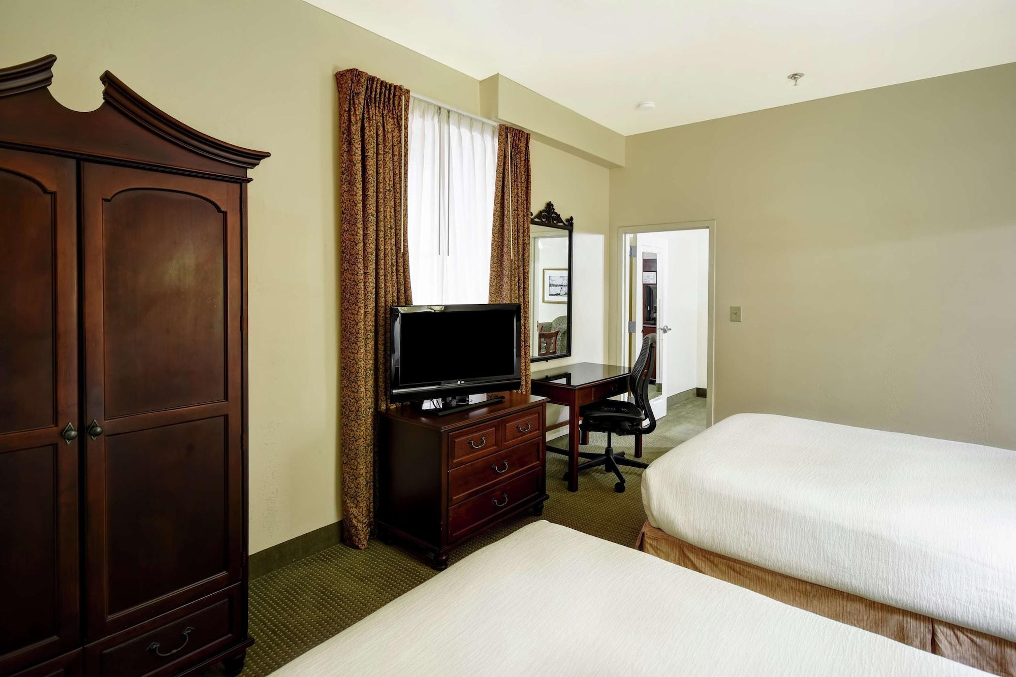 Embassy Suites Charleston - Historic District Buitenkant foto